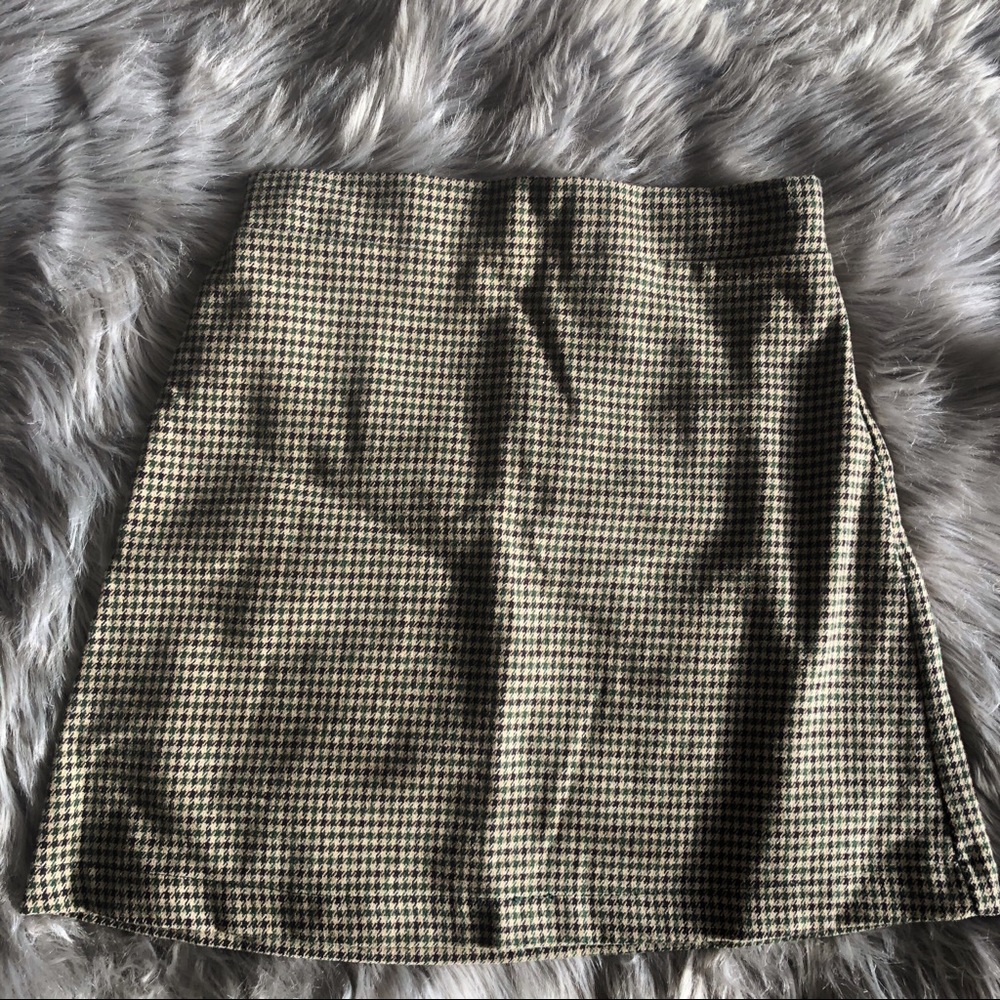 American Eagle plaid skirt